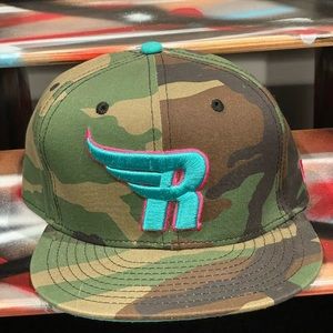New Era Snapback South Beach Camo Like New